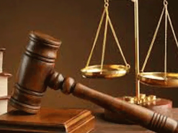 ebd32d6e court hammer Attempted Murder: Osun Students Granted Bail