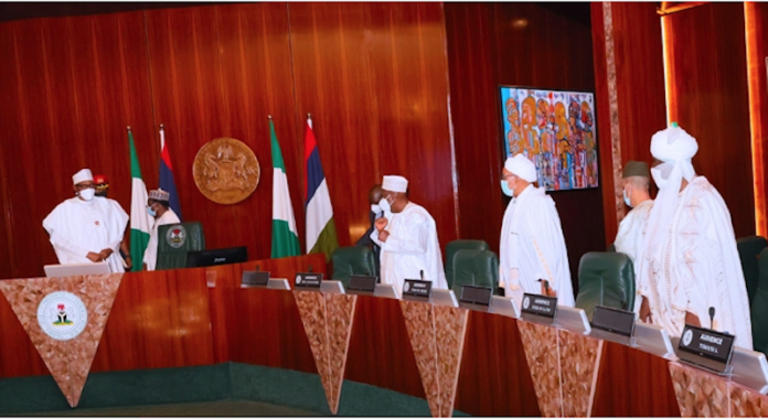 Buhari Hosts Grand Khalifa of Tijjaniyya Islamic Movement