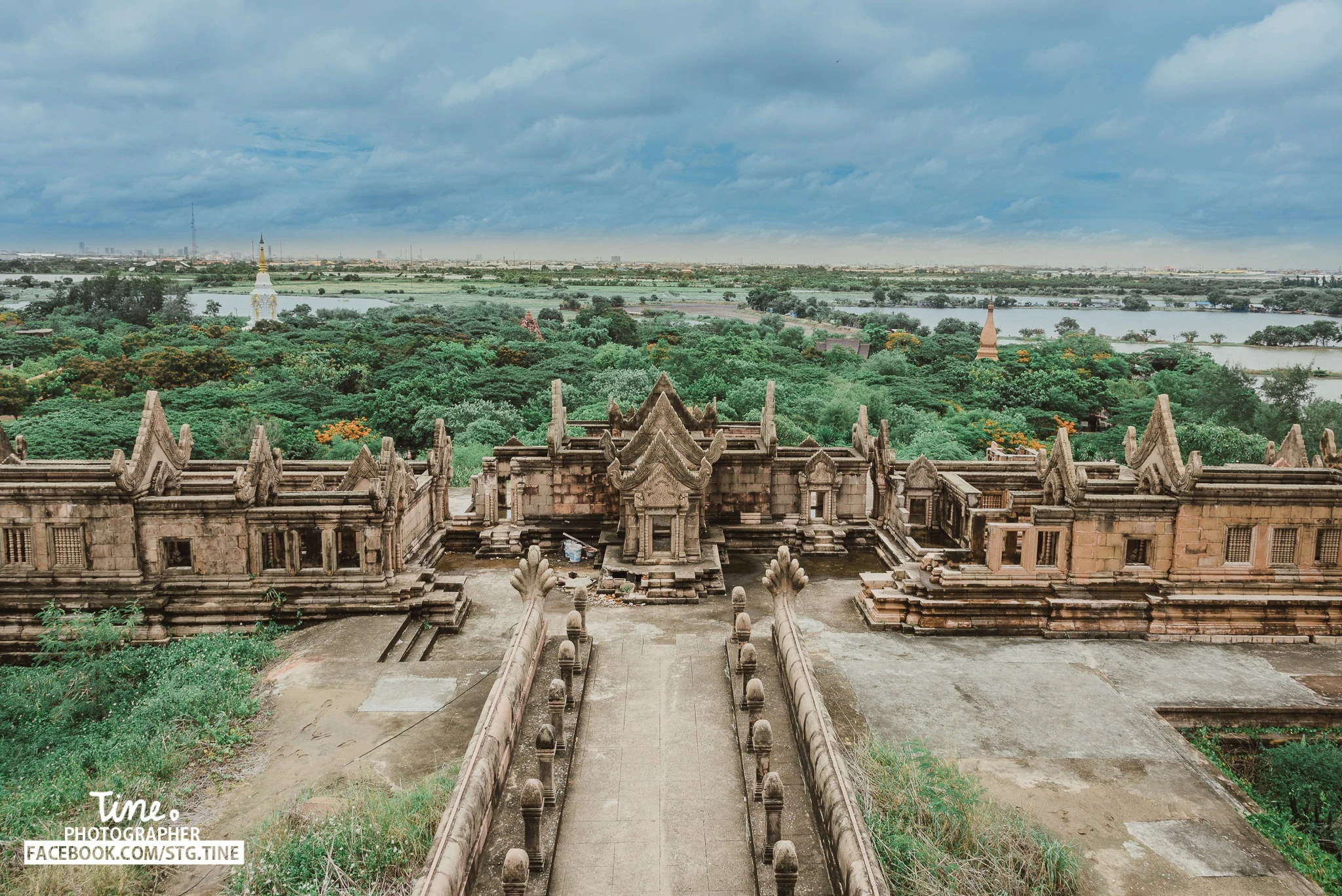 Thistine | Sittichok ouamsiri | thailand ancient city