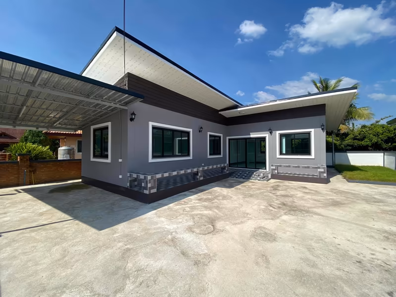 3 Bedroom House For Sale in Don Kaeo, Saraphi, Chiang Mai - Image 2