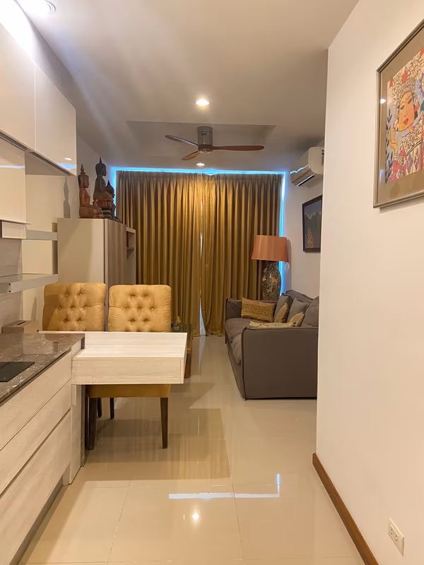The Unique Condo @Koomuang - Image 1