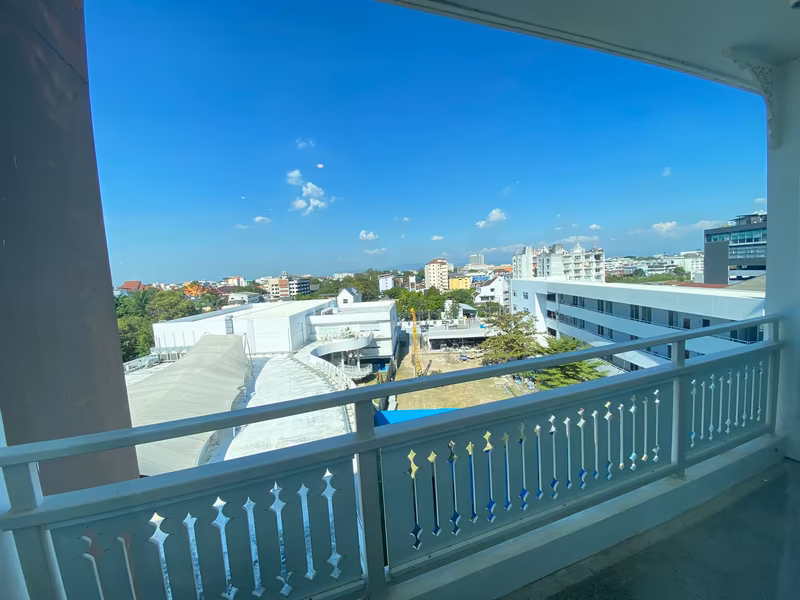 The Unique Condo @Koomuang - Image 8