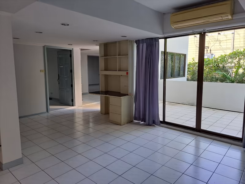 3 Bedroom House For Sale in Khlong Tan Nuea, Vadhana, Bangkok - Image 32