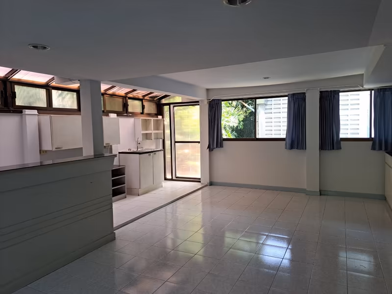 3 Bedroom House For Sale in Khlong Tan Nuea, Vadhana, Bangkok - Image 35