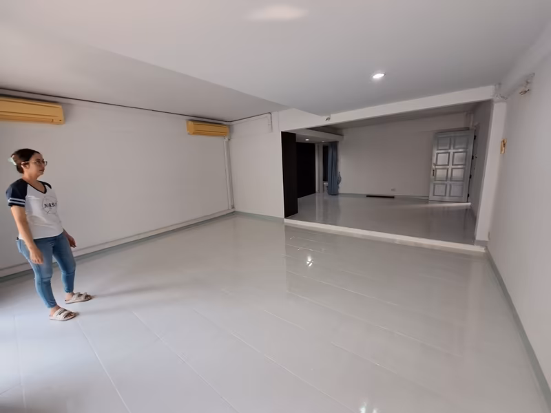 3 Bedroom House For Sale in Khlong Tan Nuea, Vadhana, Bangkok - Image 38
