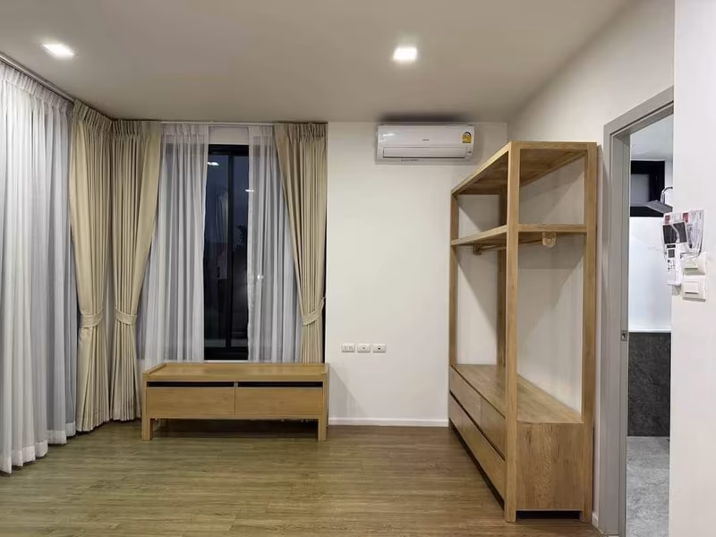 3 Bedroom Townhouse For Rent in Ban Waen, Hang Dong, Chiang Mai - Image 2