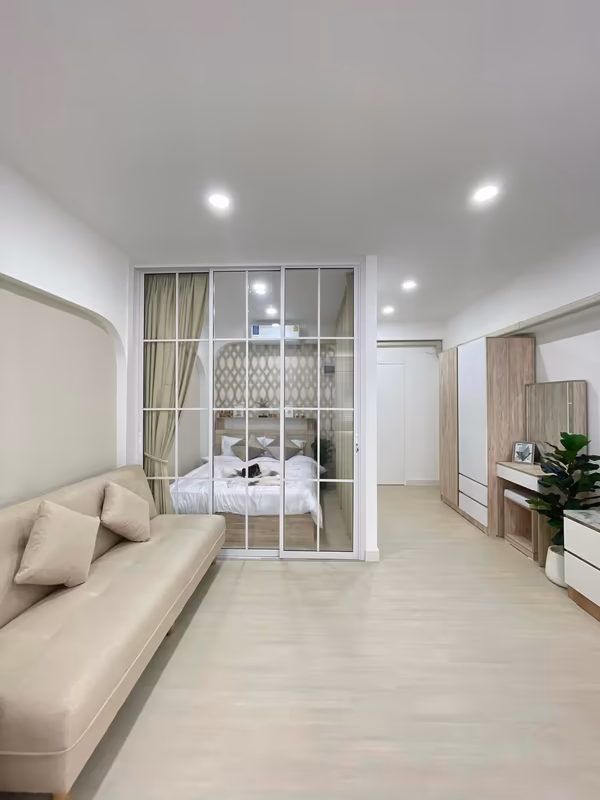 PP Condo - Image 1