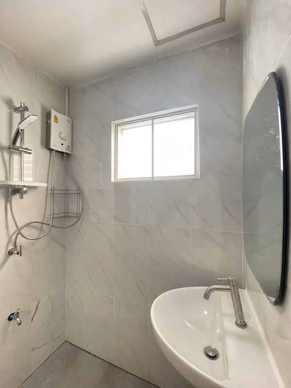 PP Condo - Image 5