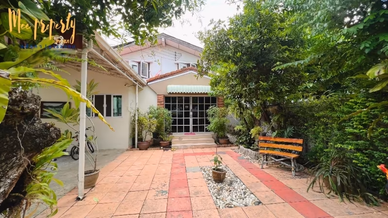 7 Bedroom House For Sale in Khlong Tan Nuea, Vadhana, Bangkok - Image 4