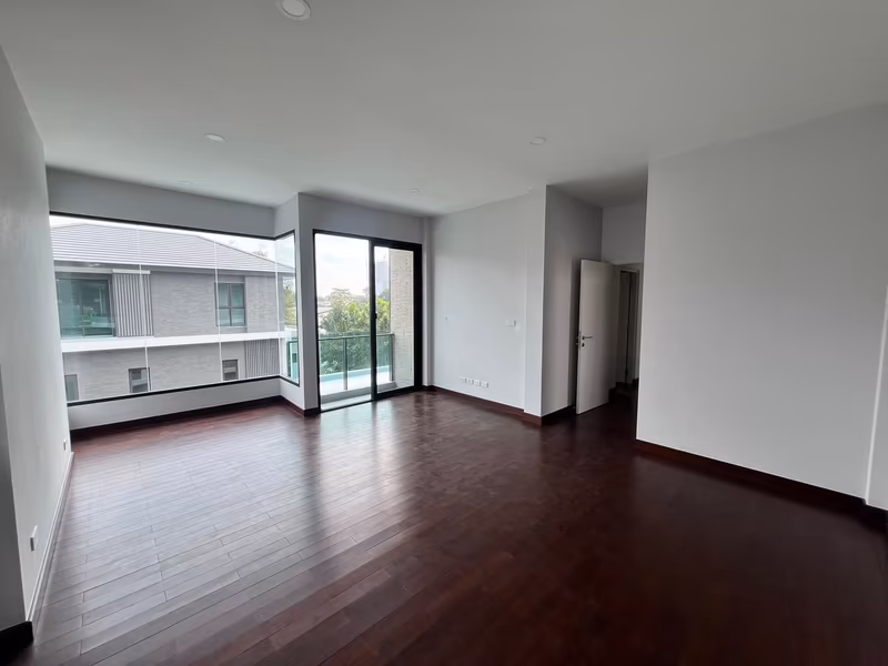 4 卧室 独立房屋 出租 在 - Image 9
