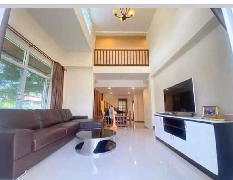 The Greenery Villa - Image 2