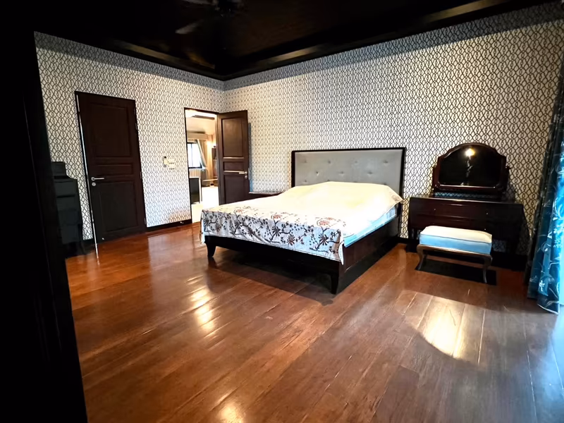 World Club Land - Image 3