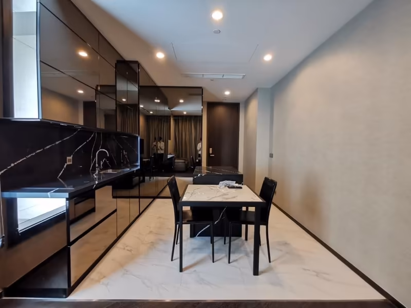 The ESSE Sukhumvit 36 - Image 3