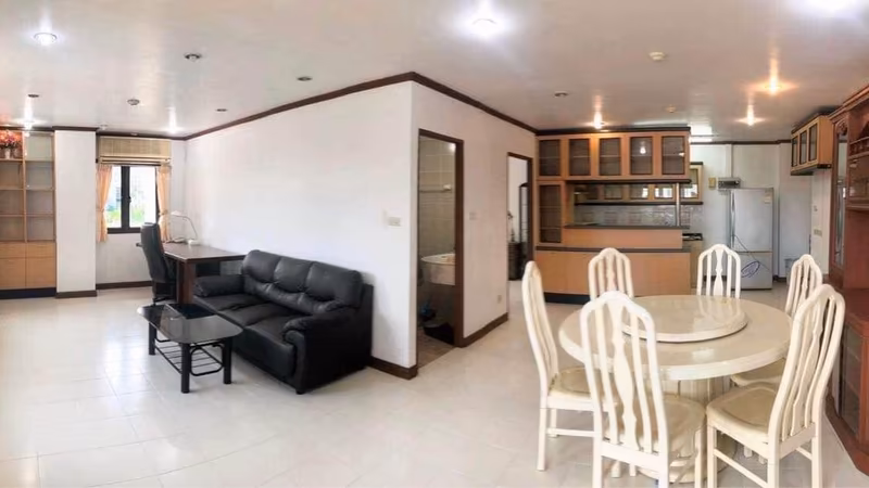 Aree Place Condominium - Image 1