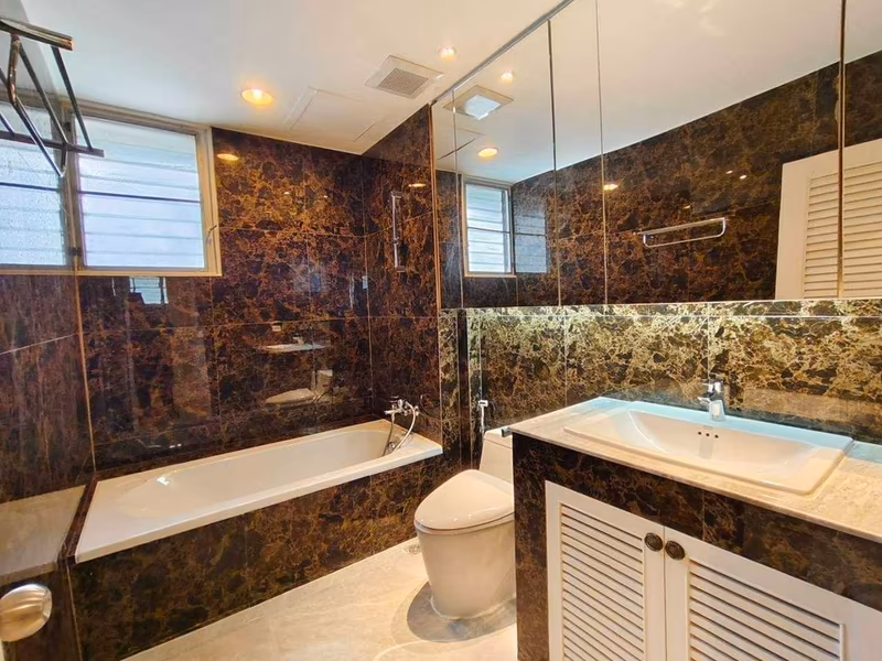 Premier Condominium - Image 7