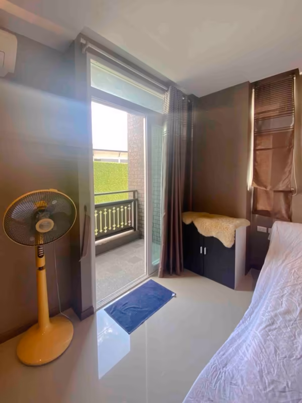 The Unique Condo @Koomuang - Image 3