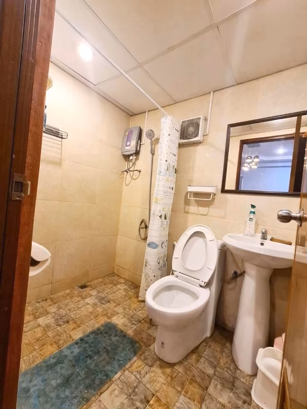 Impress Town Condominium - Image 4