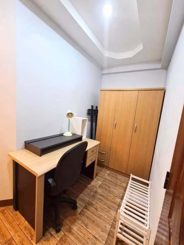 Impress Town Condominium - Image 6
