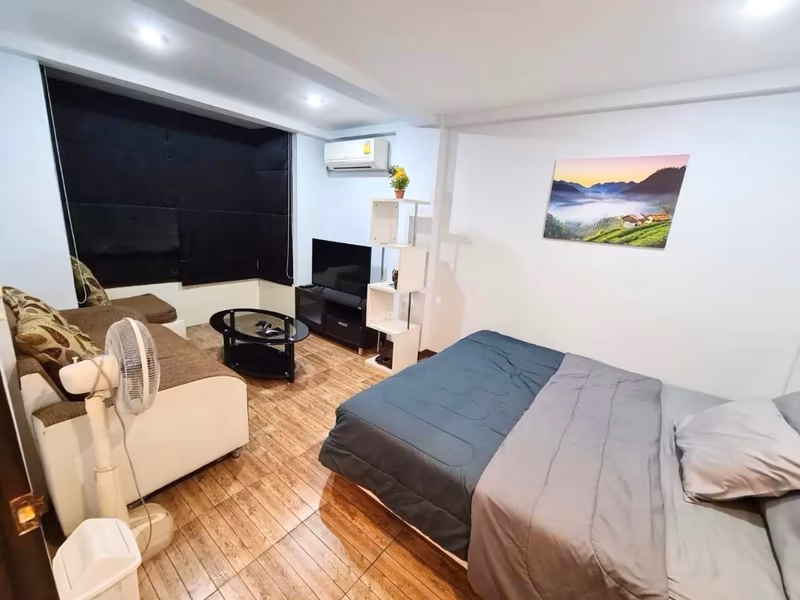 Impress Town Condominium - Image 7