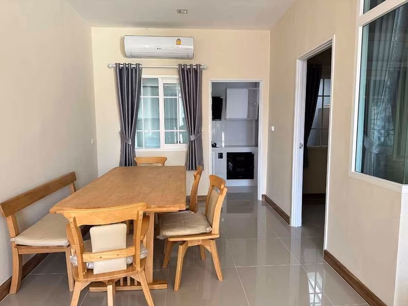 4 Bedroom Townhouse For Rent in Nong Phueng, Saraphi, Chiang Mai - Image 9