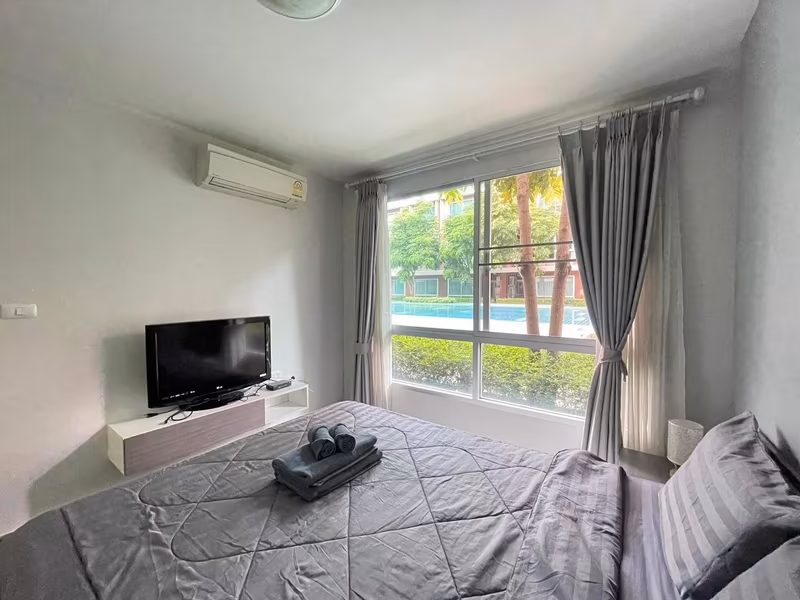 D VIENG Santitham - Image 7