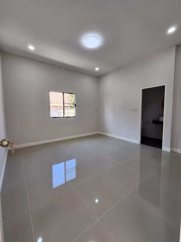 2 Bedroom House For Sale in San Kamphaeng, San Kamphaeng, Chiang Mai - Image 10