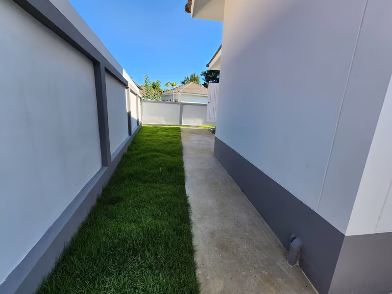 2 Bedroom House For Sale in San Kamphaeng, San Kamphaeng, Chiang Mai - Image 4