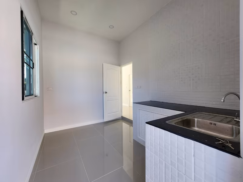 2 Bedroom House For Sale in San Kamphaeng, San Kamphaeng, Chiang Mai - Image 5