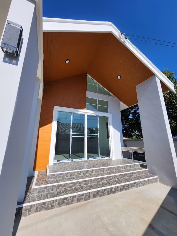 2 Bedroom House For Sale in San Kamphaeng, San Kamphaeng, Chiang Mai - Image 2