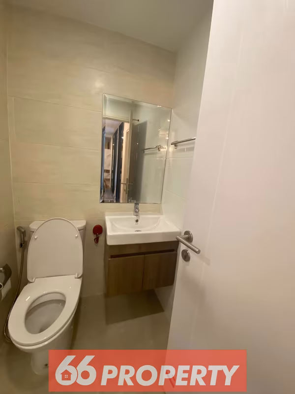 Brown Condo Huaikwang - Image 11