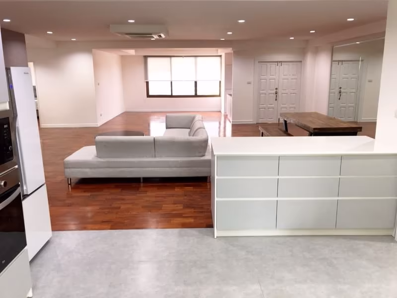 PR Home Thonglor Gardens - Image 2