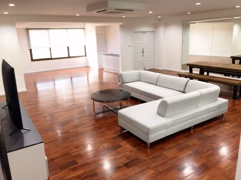 PR Home Thonglor Gardens - Image 8
