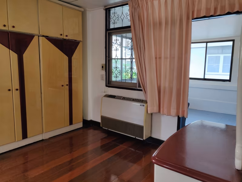 3 Bedroom House For Rent in Sam Sen Nok, Huai Khwang, Bangkok - Image 37