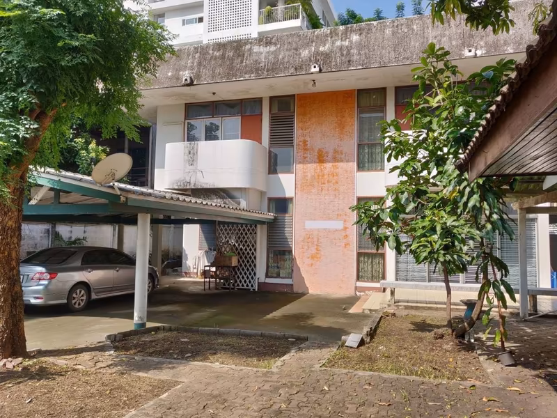 5 Bedroom House For Sale in Khlong Tan Nuea, Vadhana, Bangkok - Image 1