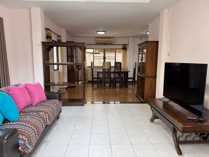 The Laguna Home - Image 18
