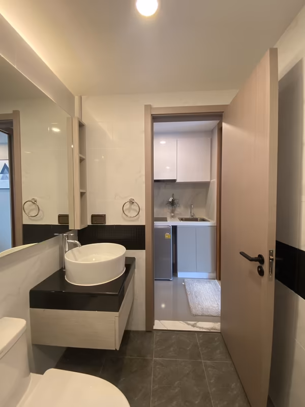 Mahidol Condo - Image 6