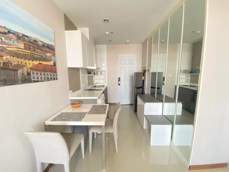 The Unique Condo @Koomuang - Image 2