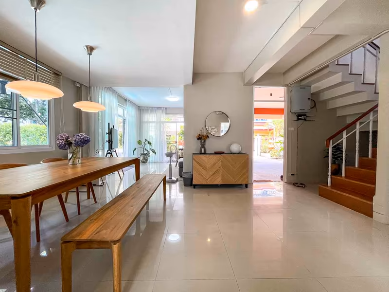4 Bedroom House For Rent in Chang Phueak, Mueang Chiang Mai, Chiang Mai - Image 3