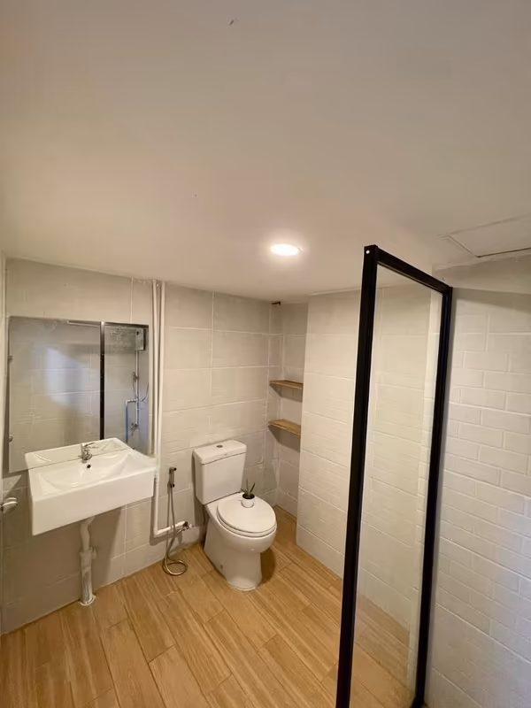 PP Condo - Image 2