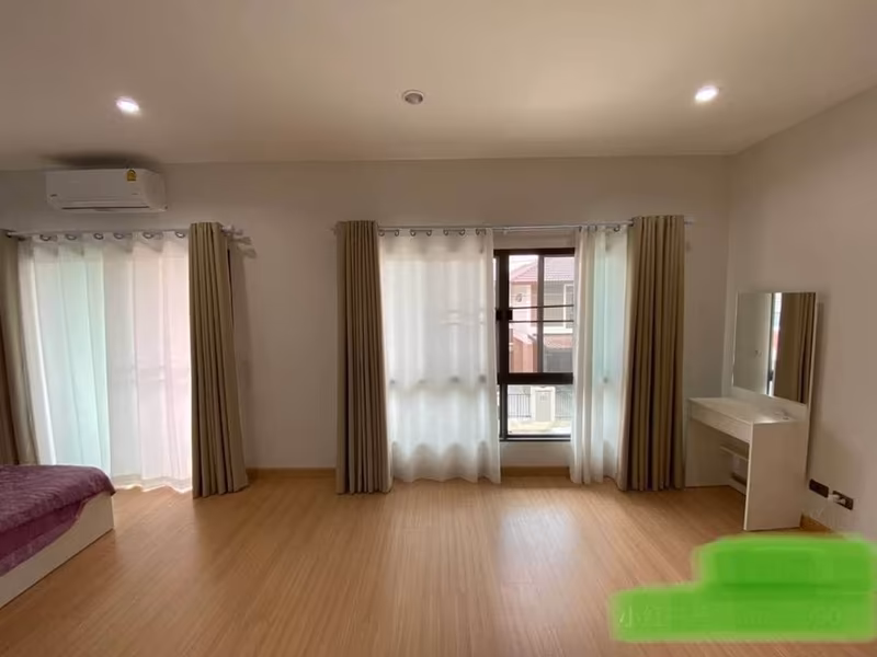 4 卧室 独立房屋 出租 在 - Image 7