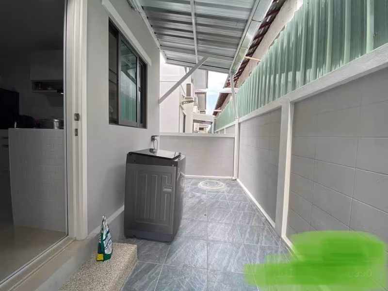 4 卧室 独立房屋 出租 在 - Image 4