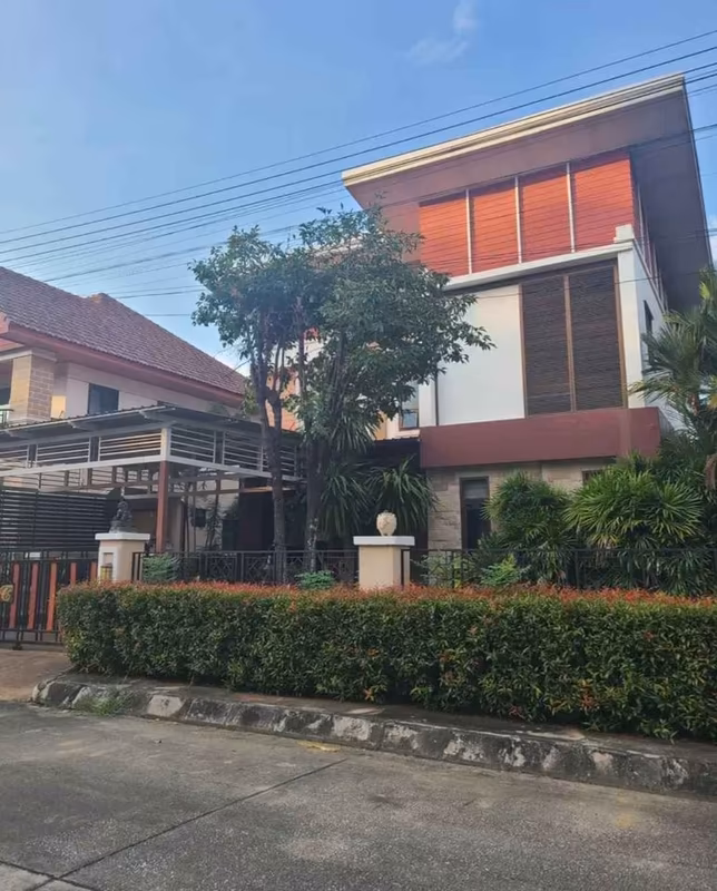 3 Bedroom House For Rent in Nong Phueng, Saraphi, Chiang Mai - Image 2