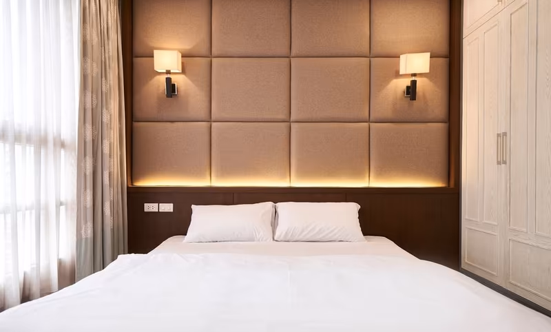properties%2F08hndkbxOns3ZxInIeDt%2Fimages%2Fcondo-for-sale-at-pathum-wan-resort-10-low-res.avif