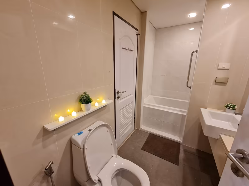 Le Luk Condominium - Image 7