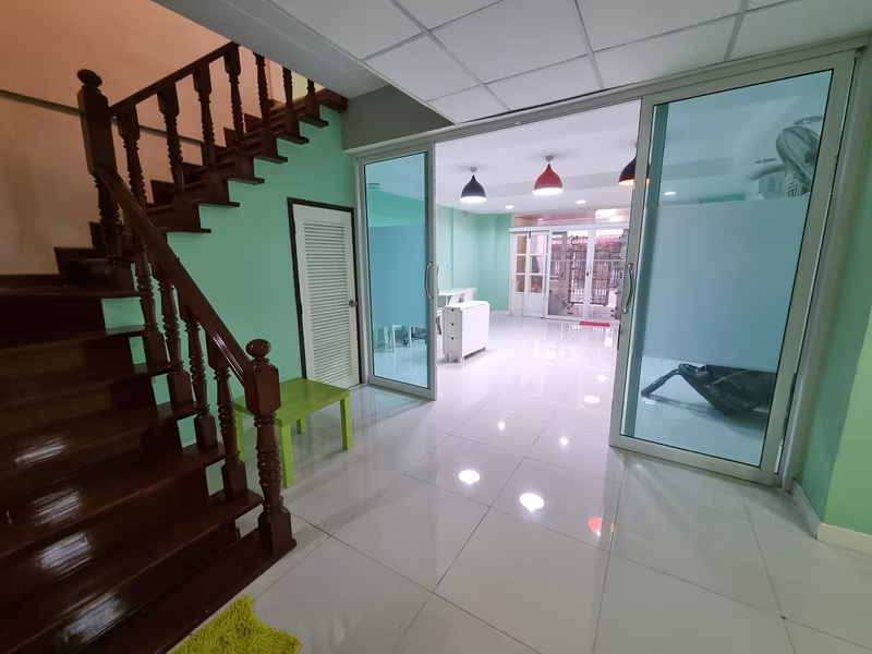 2 Bedroom Townhouse in Bang Chak, Phra Khanong, Bangkok - Image 6