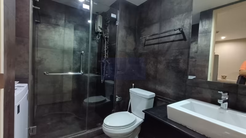 VOQUE Condo Sukhumvit 16 - Image 6