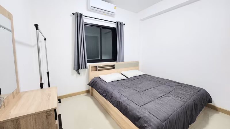 3 卧室 独立房屋 出租 在 - Image 4