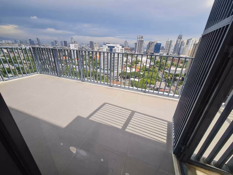 M Thonglor 10 - Image 6