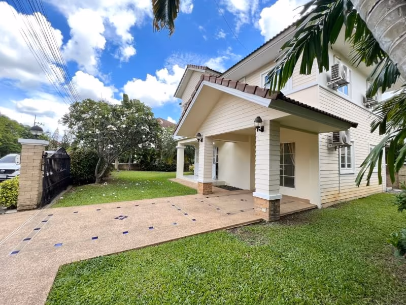 Home in Park - Image 11