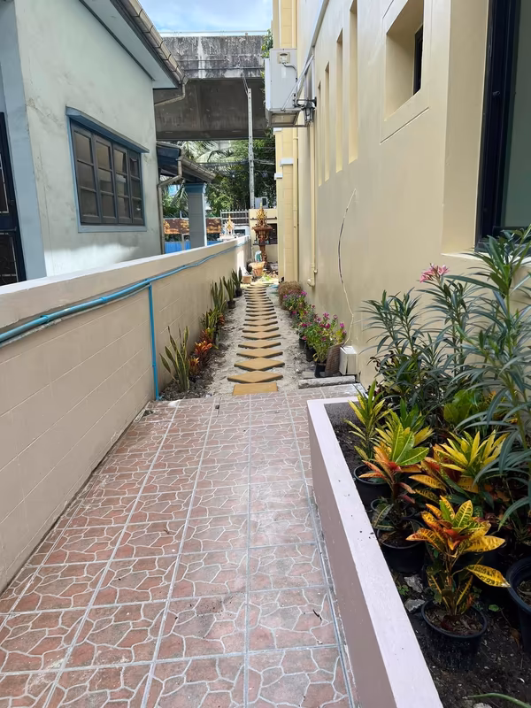 3 Bedroom House For Sale in Pathum Wan, Pathum Wan, Bangkok - Image 8